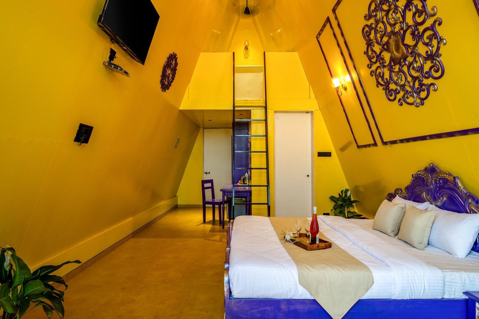 Dio Regaalo Theme Resort, Ratnāgiri 外观 照片