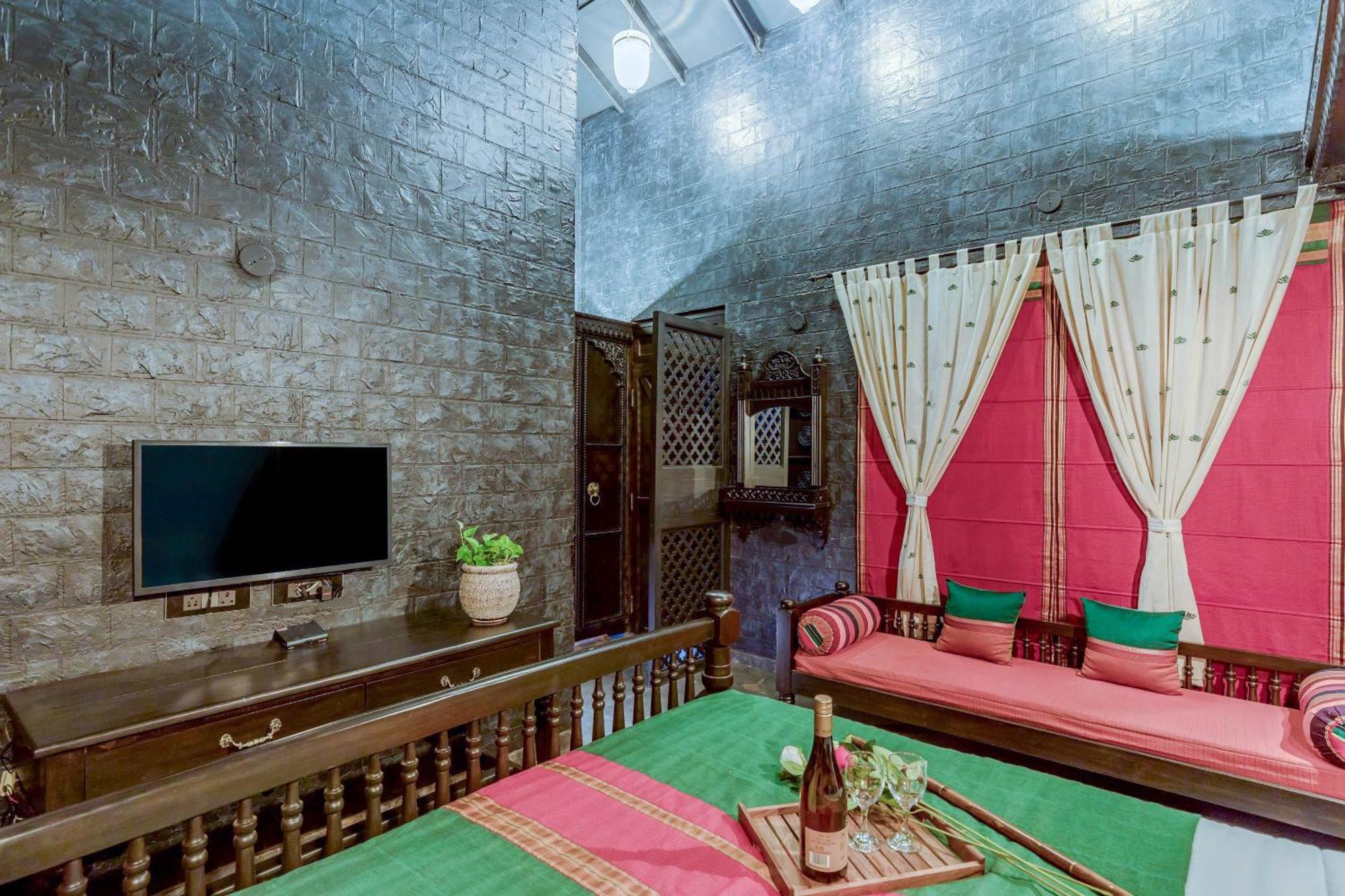 Dio Regaalo Theme Resort, Ratnāgiri 外观 照片