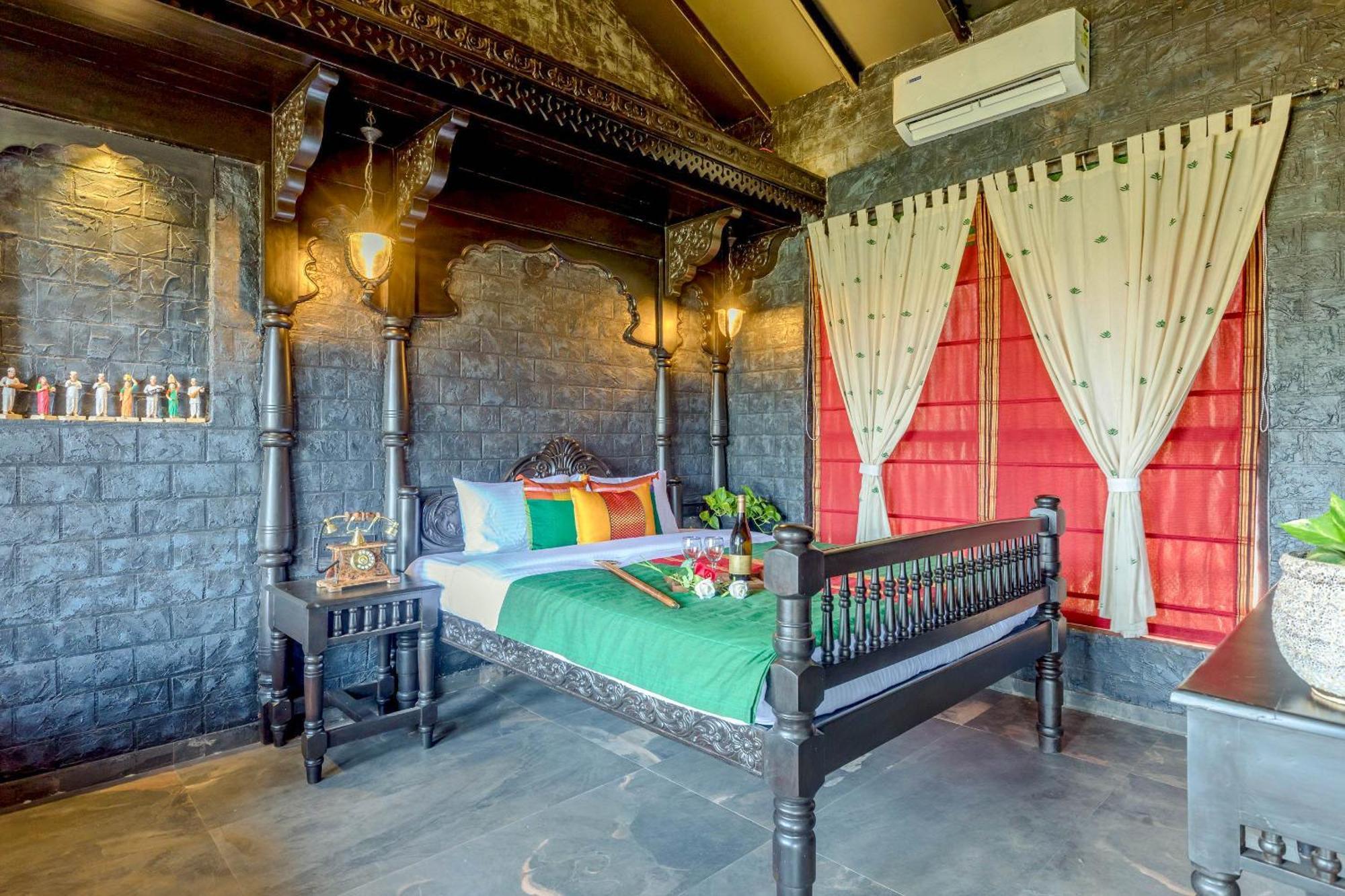 Dio Regaalo Theme Resort, Ratnāgiri 外观 照片